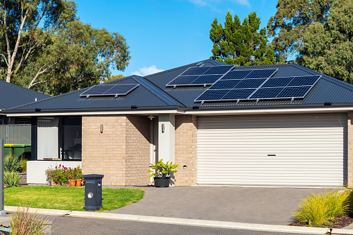 What You Should Consider Before Installing Solar Panels on Your Roof